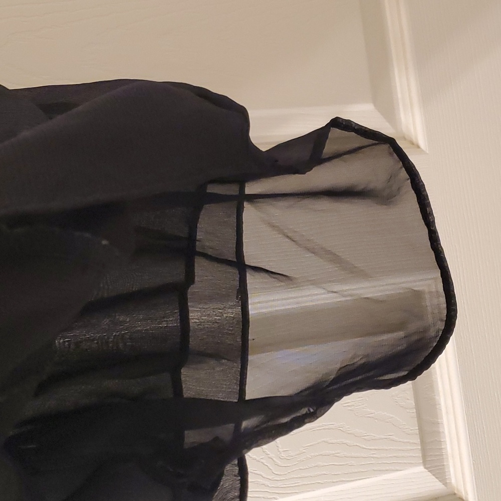 Sleeveless Black Tunic, Ruffles, Button Back, Small, Merona - Picture 8 of 8